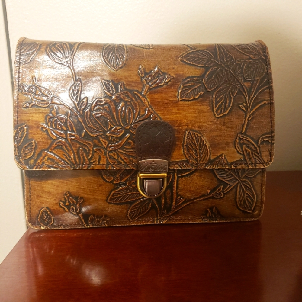 Patricia Nash Rose Tooled Crossbody Organizer